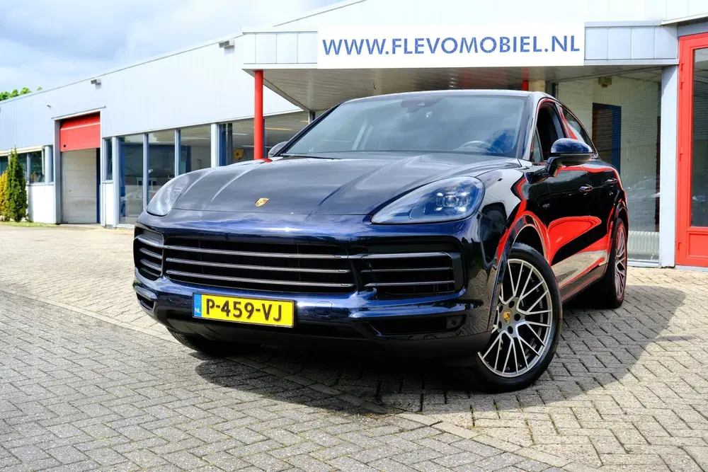 Porsche Cayenne Cayenne Coupé 3.0 E-Hybrid Platinum Editio uit 2022