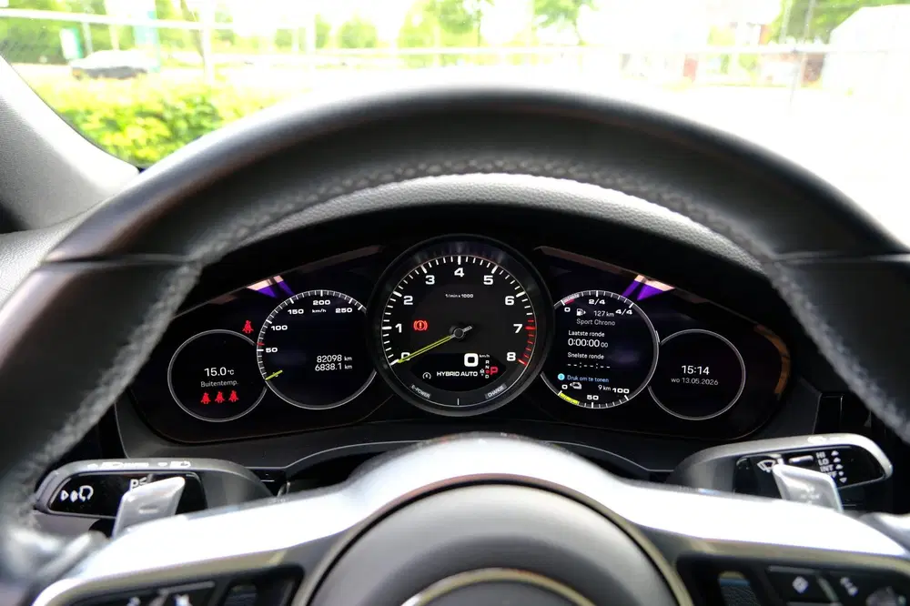 Porsche Cayenne Cayenne Coupé 3.0 E-Hybrid Platinum Editio uit 2022, foto 13