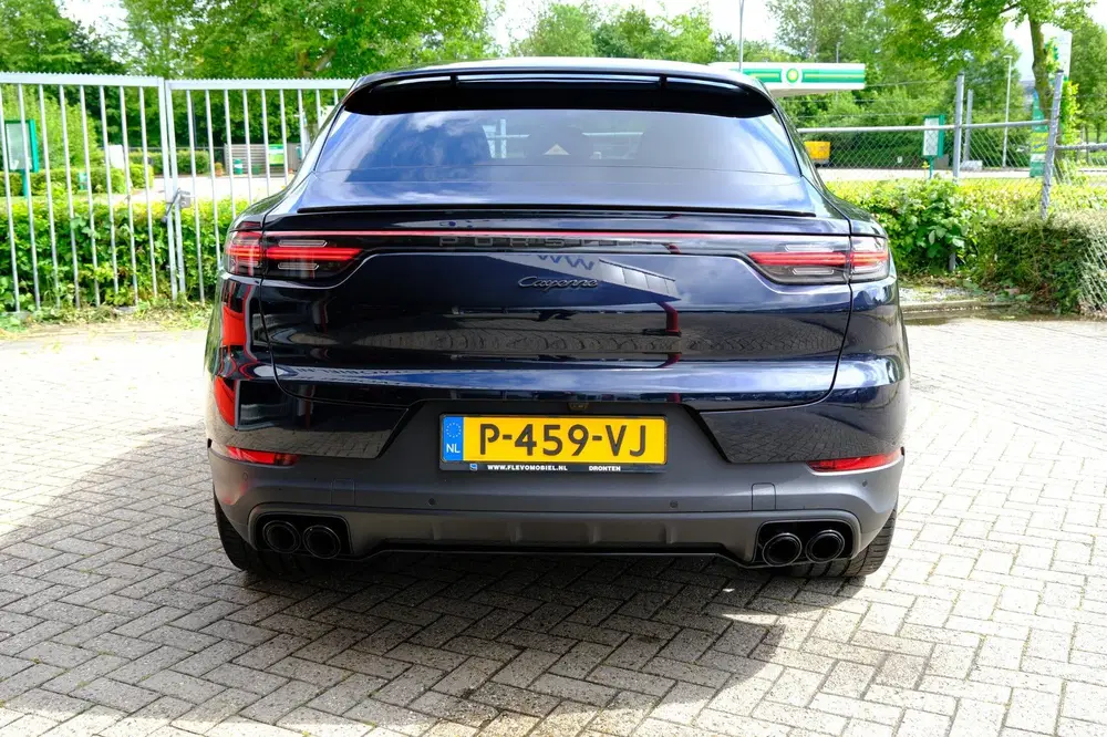 Porsche Cayenne Cayenne Coupé 3.0 E-Hybrid Platinum Editio uit 2022, foto 7