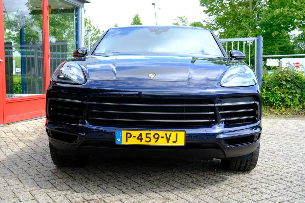 Porsche Cayenne Cayenne Coupé 3.0 E-Hybrid Platinum Editio uit 2022, foto 8