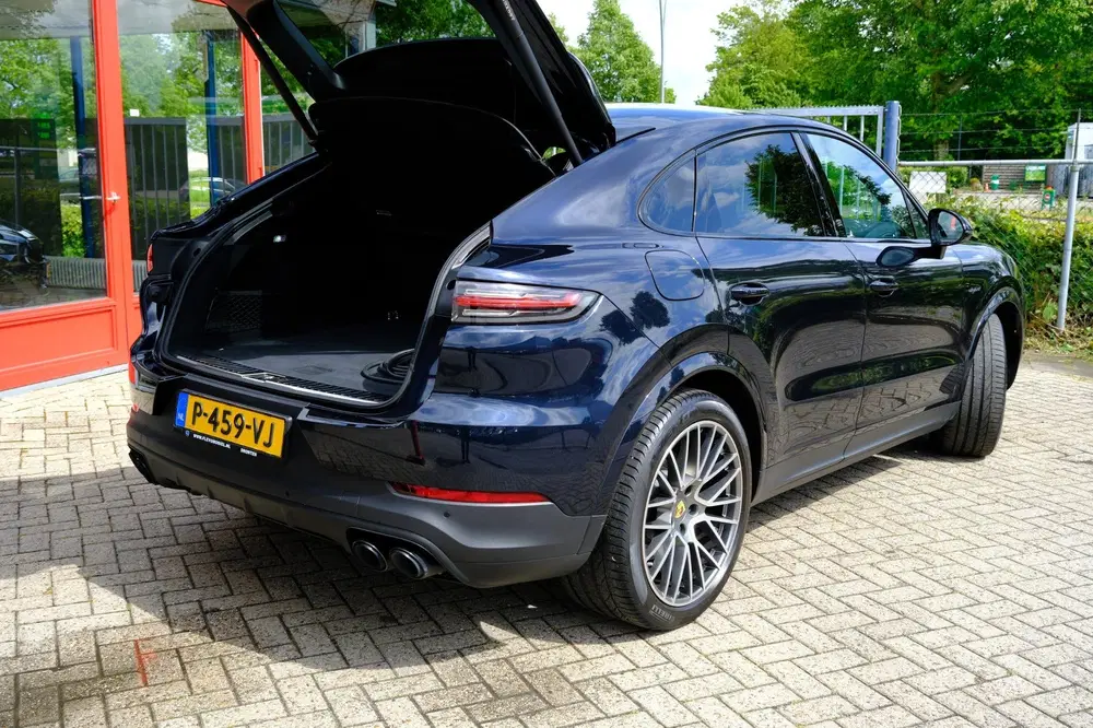 Porsche Cayenne Cayenne Coupé 3.0 E-Hybrid Platinum Editio uit 2022, foto 9