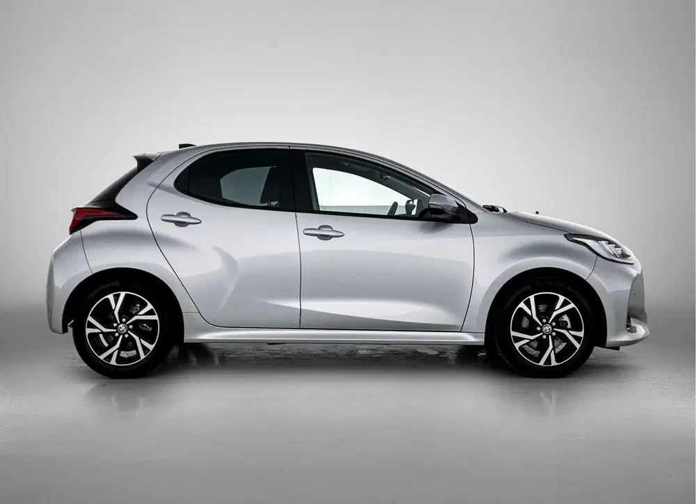 Toyota Yaris 1.5 Hybrid 115 pk Dynamic automaat uit 2025, foto 11