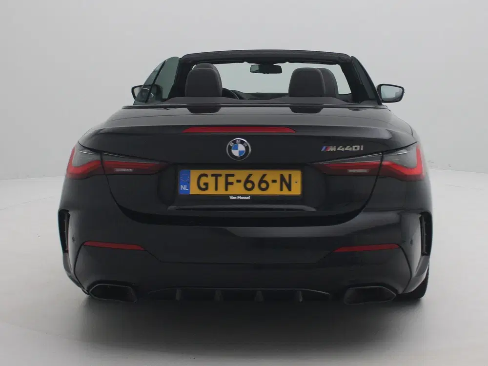 BMW 4-serie M440i xDrive High Executive uit 2022, foto 5