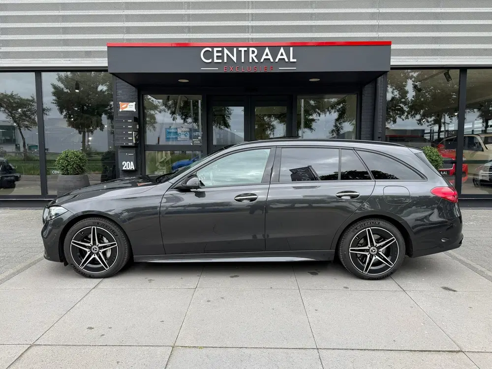 Mercedes-Benz C-Klasse 300 e AMG Line 313PK Pano uit 2023, foto 13