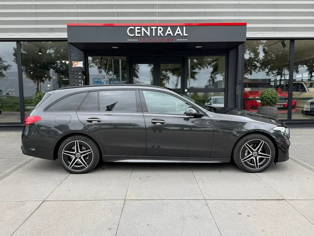 Mercedes-Benz C-Klasse 300 e AMG Line 313PK Pano uit 2023, foto 14