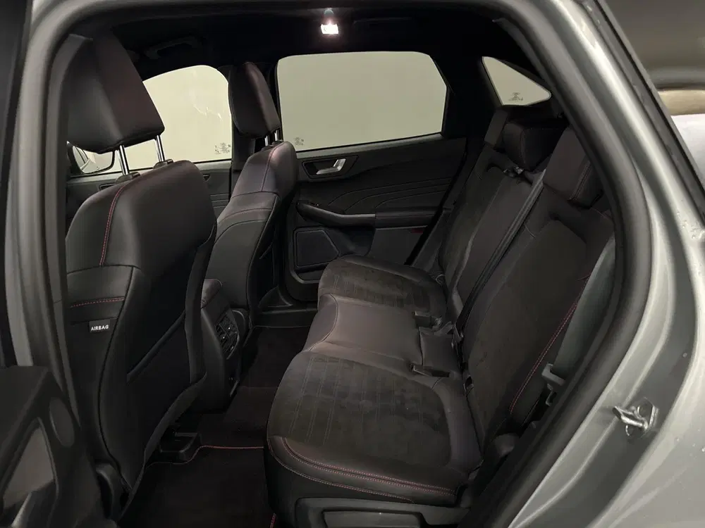 Ford Kuga 2.5 PHEV ST-Line X 225pk uit 2023, foto 8