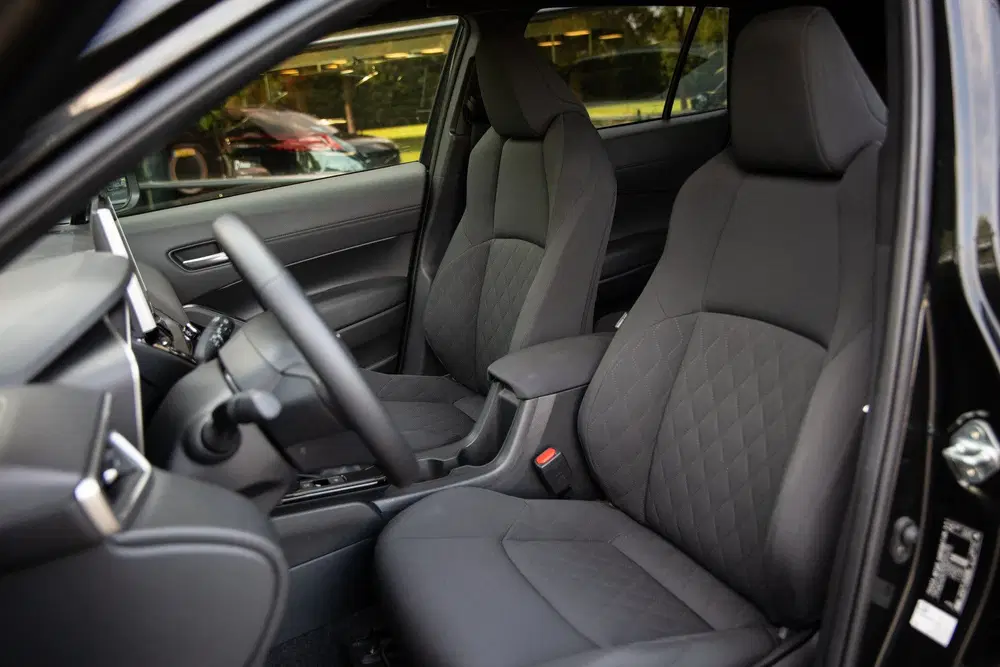 Toyota Corolla Cross Hybrid 140 Dynamic uit 2025, foto 3