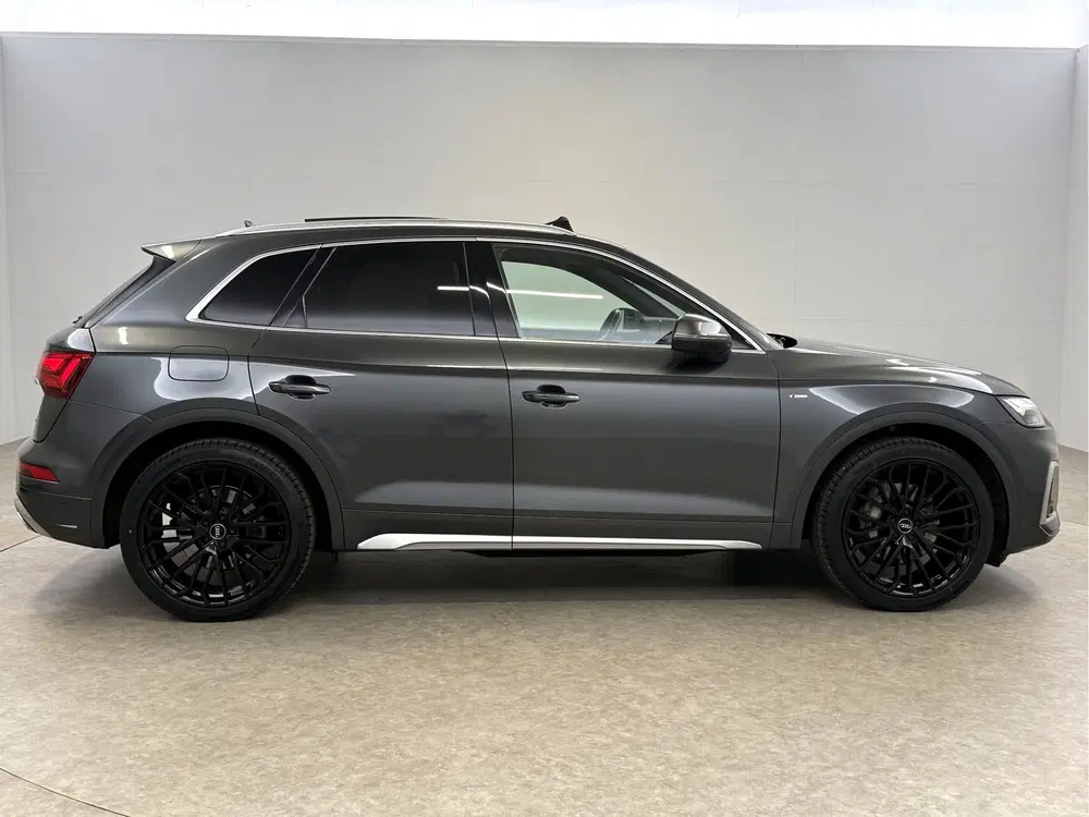 Audi Q5 55 TFSI e Quattro S-Line uit 2021, foto 10