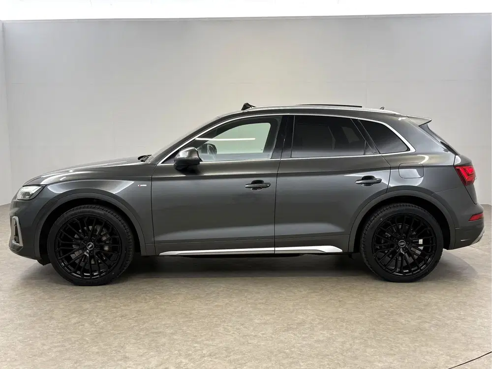 Audi Q5 55 TFSI e Quattro S-Line uit 2021, foto 11