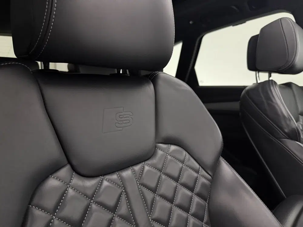 Audi Q5 55 TFSI e Quattro S-Line uit 2021, foto 14