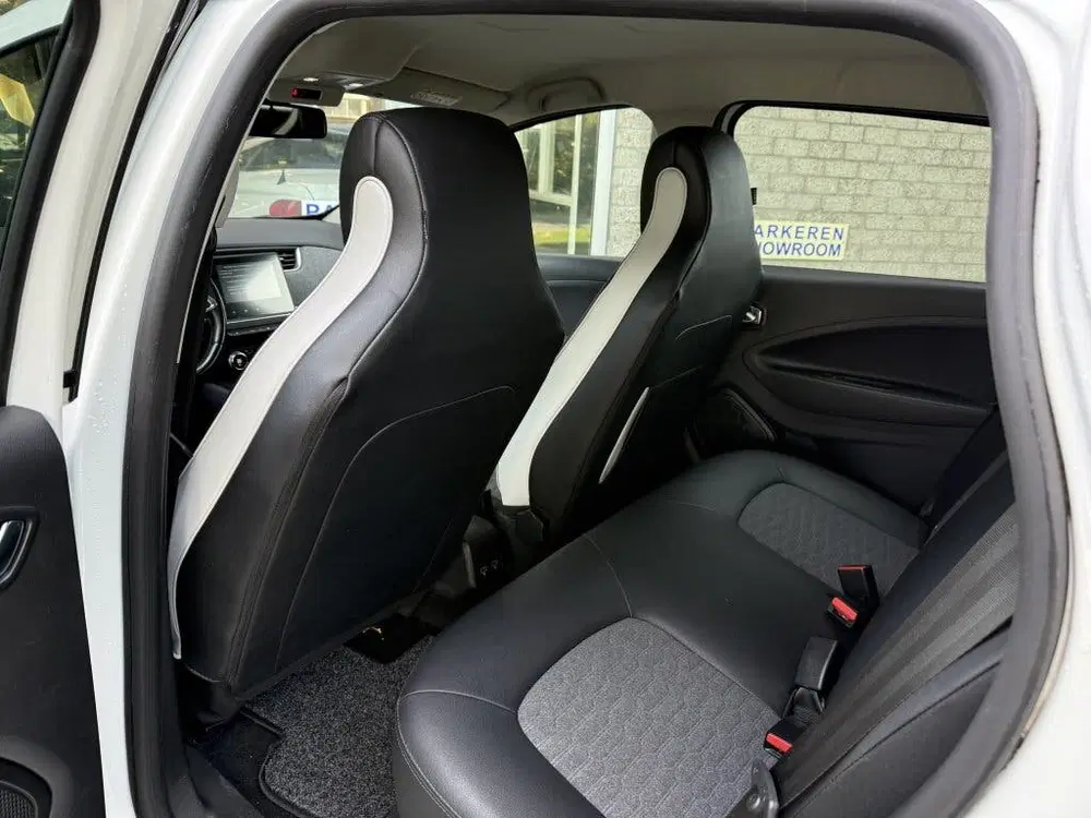 Renault ZOE R135 Intens 52 Packwinter uit 2021, foto 11