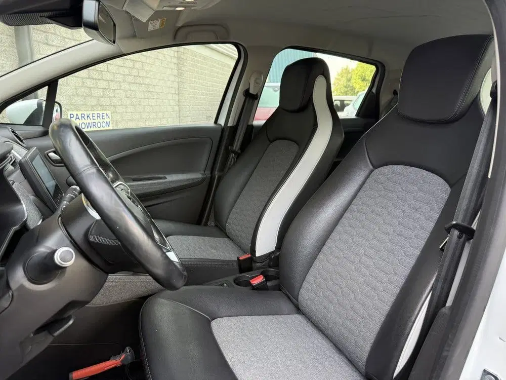 Renault ZOE R135 Intens 52 Packwinter uit 2021, foto 6