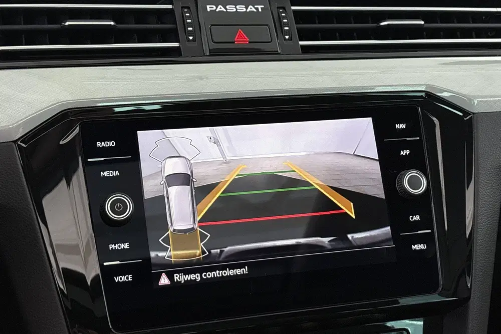 Volkswagen Passat 1.4 TSI PHEV GTE Panoramadak Stoel uit 2022, foto 15