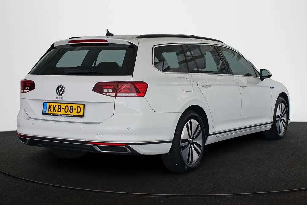 Volkswagen Passat 1.4 TSI PHEV GTE Panoramadak Stoel uit 2022, foto 3