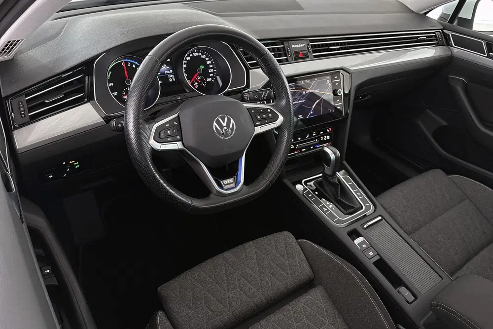 Volkswagen Passat 1.4 TSI PHEV GTE Panoramadak Stoel uit 2022, foto 5