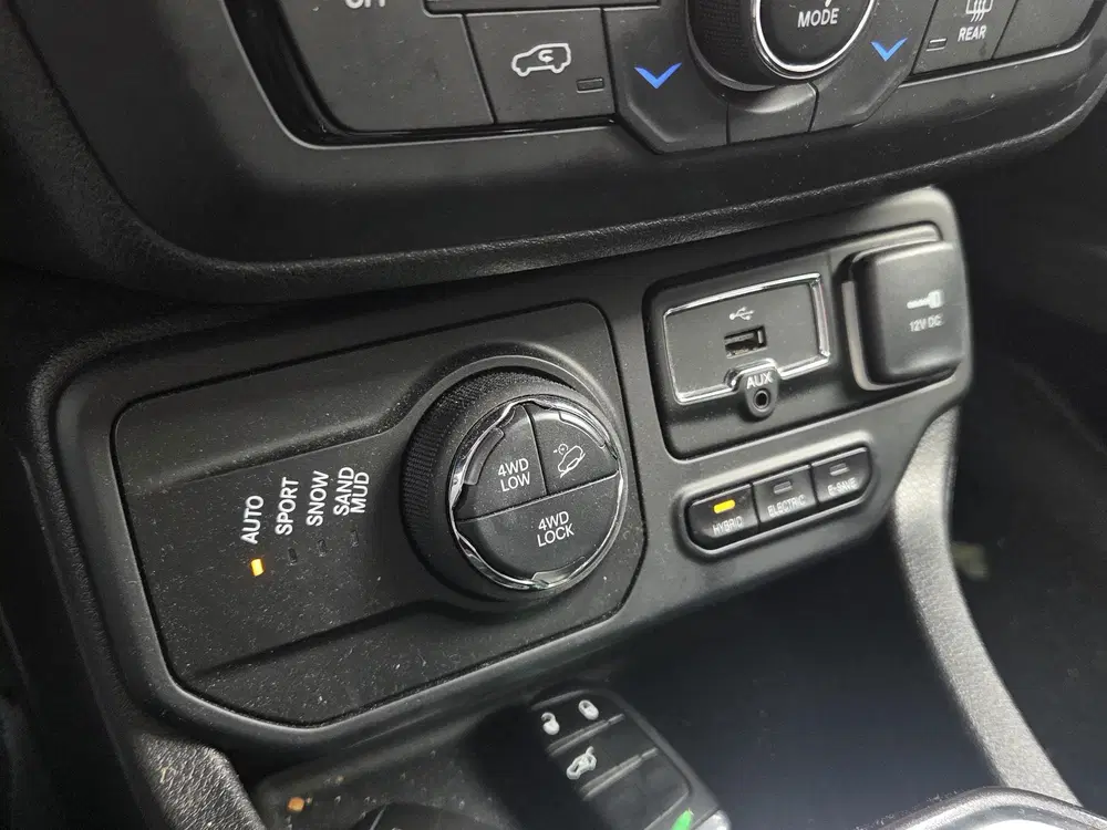 Jeep Renegade 4xe 240 Plug-in Hybrid Electric S uit 2022, foto 8