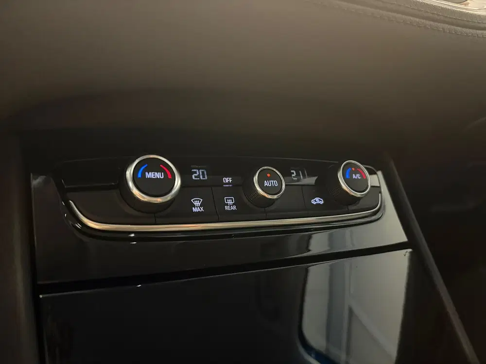 Opel Grandland 1.2 Turbo Innovation uit 2019, foto 10