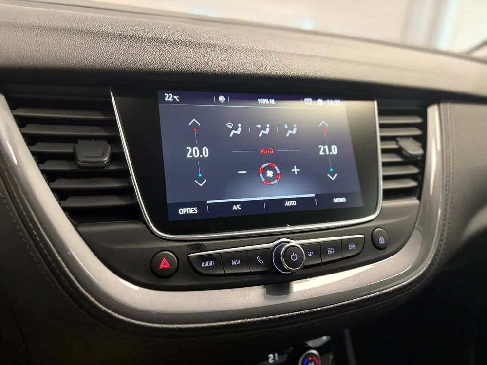 Opel Grandland 1.2 Turbo Innovation uit 2019, foto 9