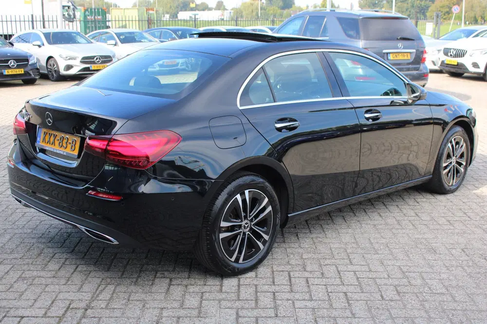 Mercedes-Benz A-Klasse 250e AUT8 Luxury Line (FACELIFT) PANO uit 2023, foto 4