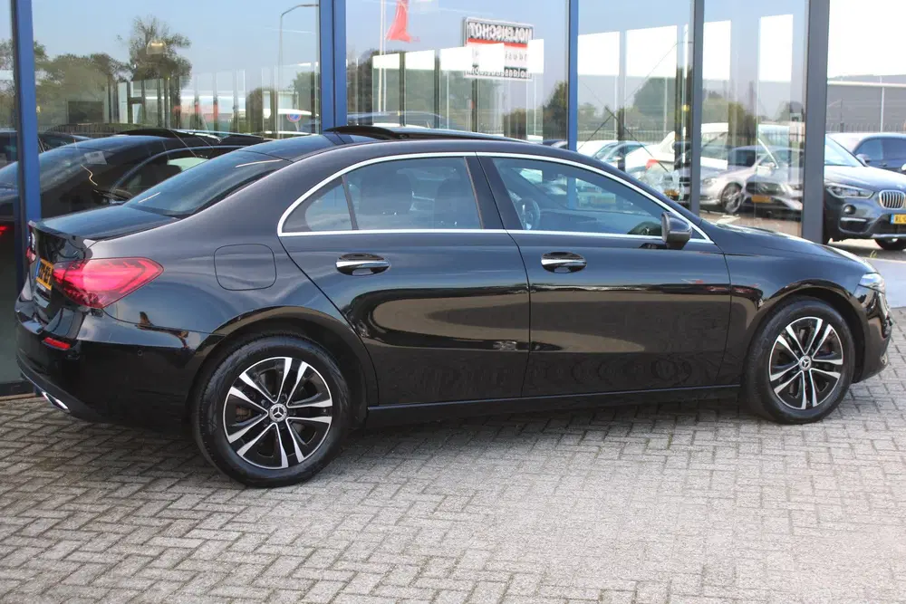 Mercedes-Benz A-Klasse 250e AUT8 Luxury Line (FACELIFT) PANO uit 2023, foto 7