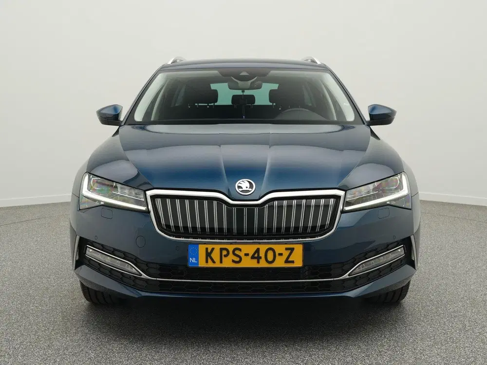 Skoda Superb 1.4 TSI 218pk iV Business Edition Plus uit 2025, foto 4
