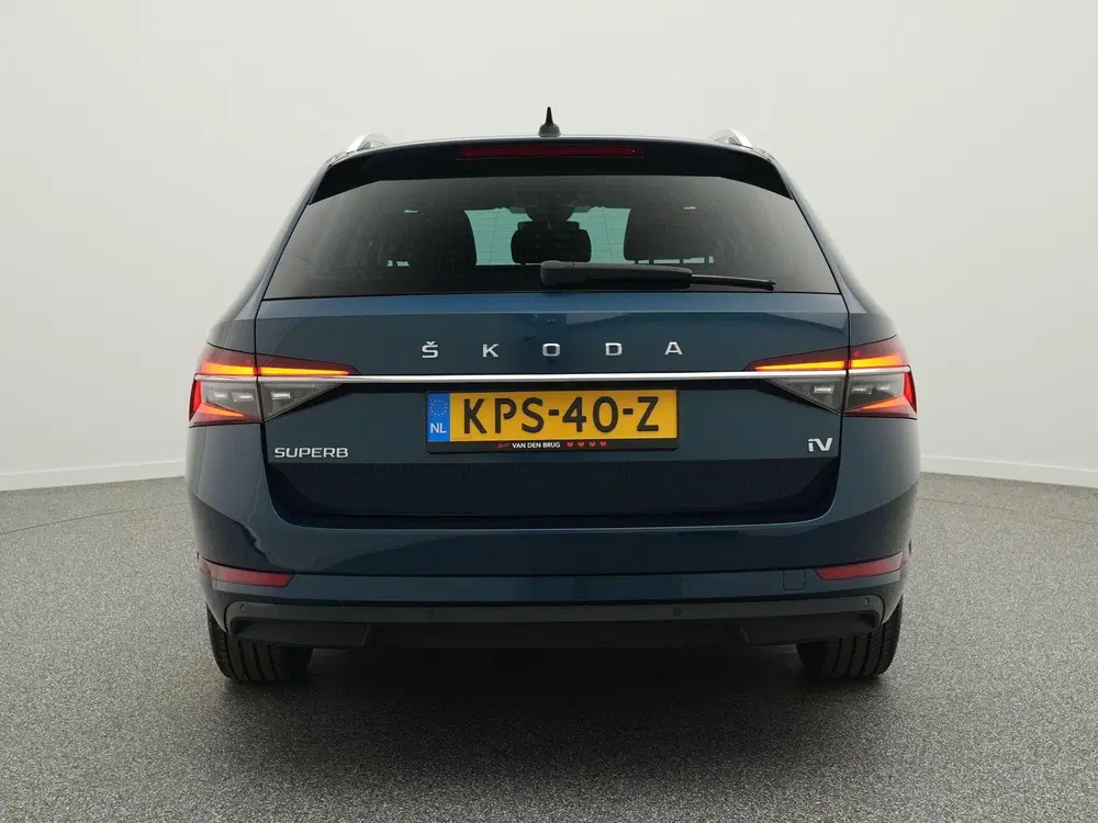 Skoda Superb 1.4 TSI 218pk iV Business Edition Plus uit 2025, foto 5