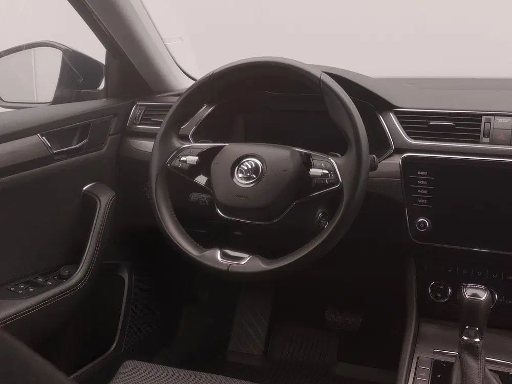 Skoda Superb 1.4 TSI 218pk iV Business Edition Plus uit 2025, foto 7