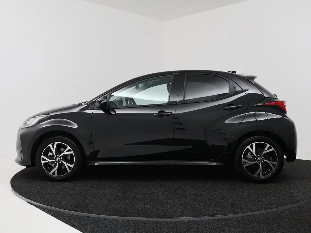Toyota Yaris 1.5 Hybrid 115 Dynamic uit 2026, foto 3