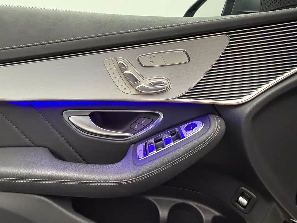 Mercedes-Benz EQC 400 4MATIC AMG Line 80 kWh SOH 96 uit 2023, foto 10