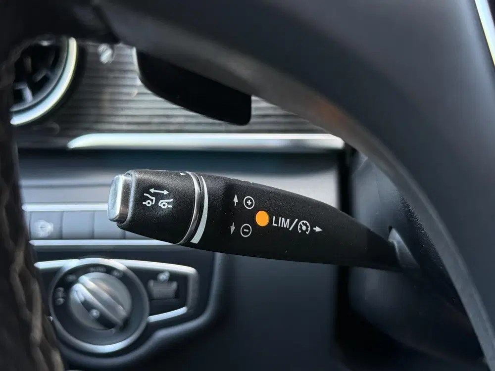 Mercedes-Benz V-Klasse 300d Extra Lang XXL DC AMG Avantgarde uit 2022, foto 13