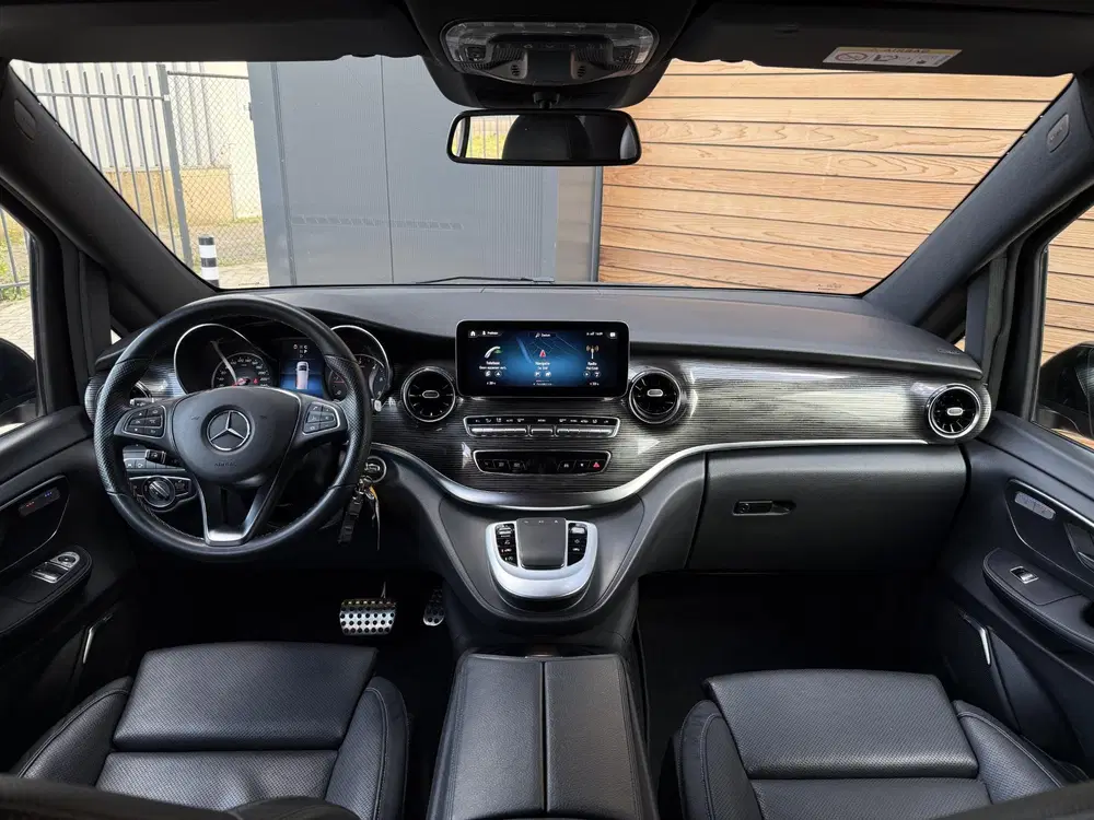 Mercedes-Benz V-Klasse 300d Extra Lang XXL DC AMG Avantgarde uit 2022, foto 5