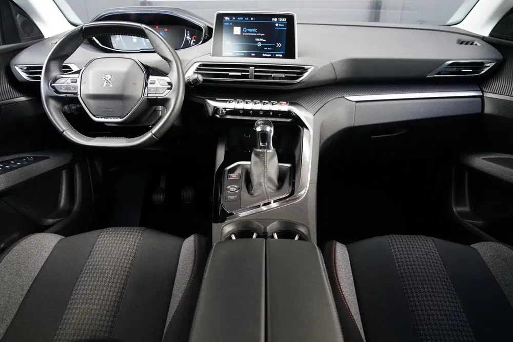 Peugeot 5008 1.2 PureTech Active Pack Business NL uit 2021, foto 4