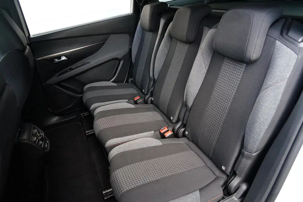 Peugeot 5008 1.2 PureTech Active Pack Business NL uit 2021, foto 6
