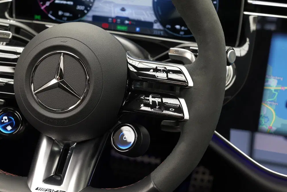 Mercedes-Benz E-Klasse AMG 53 4MATIC+ Night Edition uit 2024, foto 12