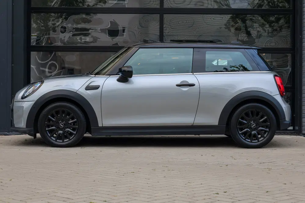 Mini Cooper 1.5 Cooper Classic uit 2023, foto 10