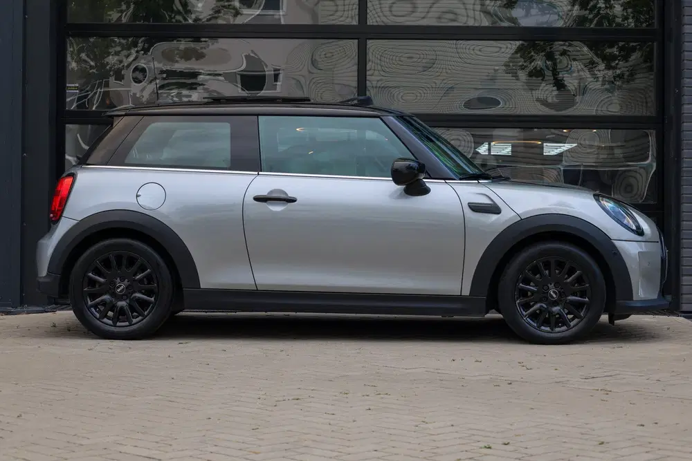 Mini Cooper 1.5 Cooper Classic uit 2023, foto 13