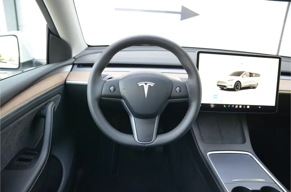 Tesla Model Y Long Range RWD 75 kWh AutoPilot3.0 Ryzen uit 2024, foto 15