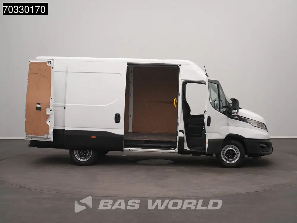 Iveco Daily Automaat L2H2 Airco Cruise Camera 3 uit 2023, foto 7