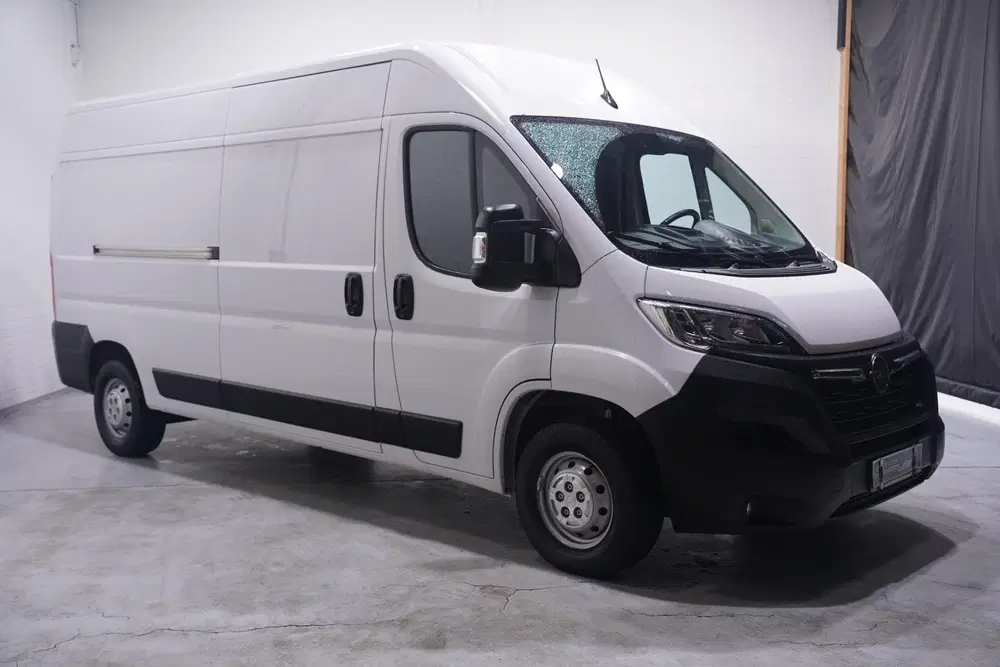 Opel Movano 2.2D 140 pk L3H2 Airco ECC uit 2023, foto 2