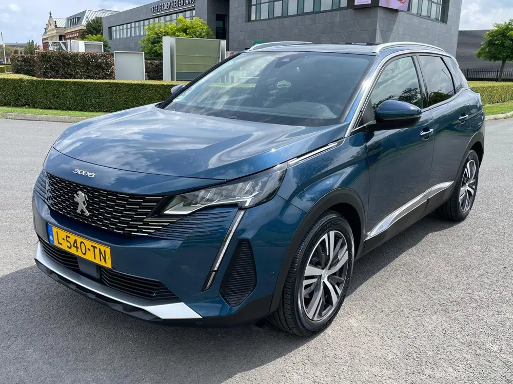 Peugeot 3008 1.2 PureTech Blue Lease Allure uit 2021, foto 4
