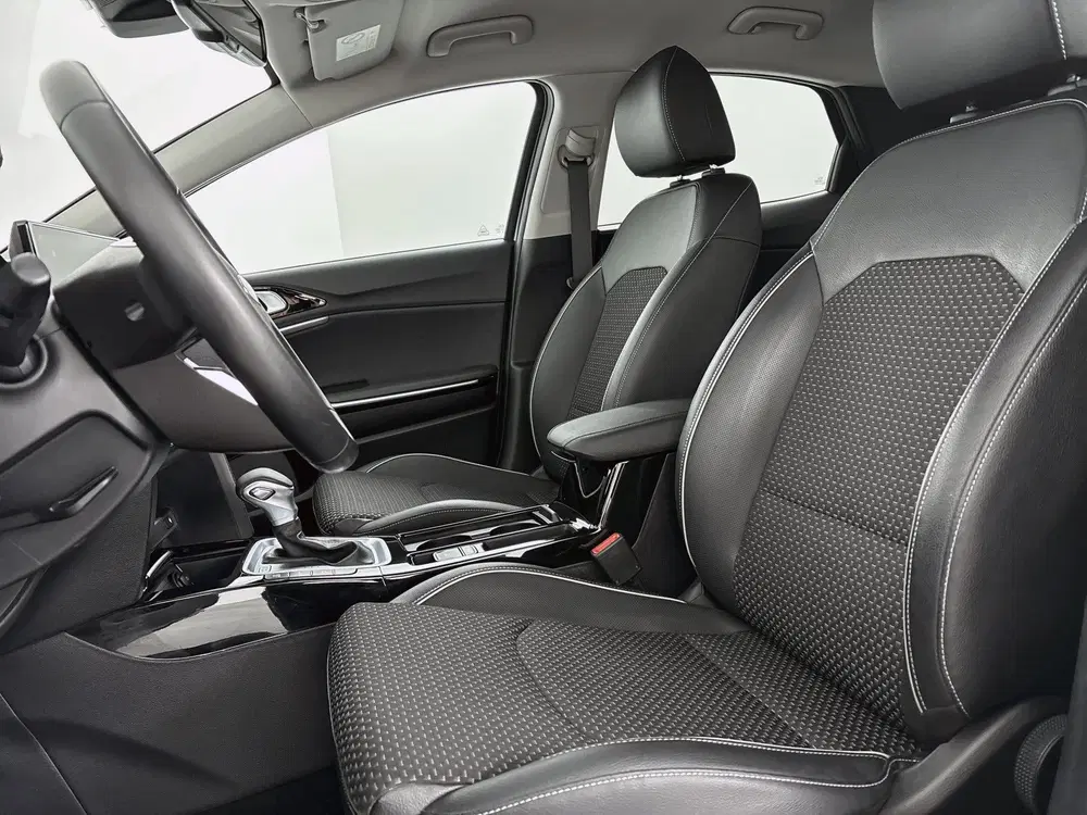 Kia XCeed 1.6 GDi PHEV DynamicLine uit 2021, foto 4