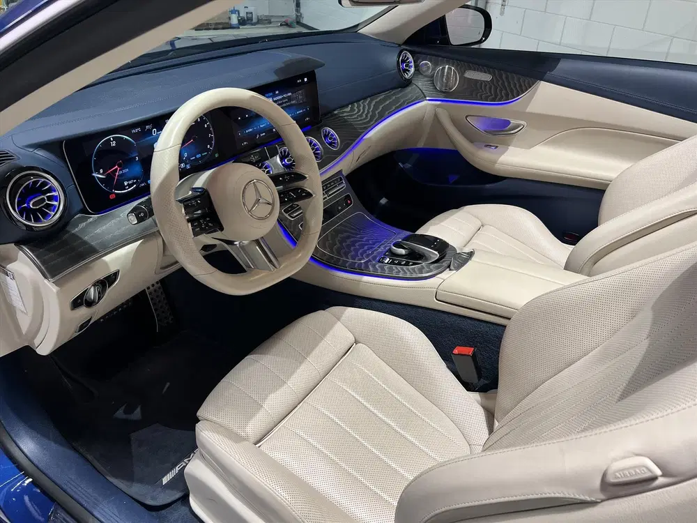 Mercedes-Benz E-Klasse MERCEDES E-Klasse Cabrio E450 367pk 4MATIC uit 2021, foto 3