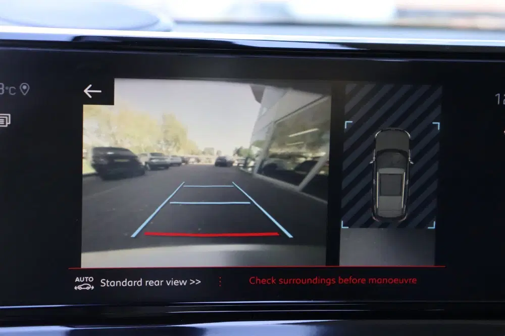 Peugeot 2008 1.2 PT 96kw GT orgNL 3D-dashboard Focal ca uit 2021, foto 13