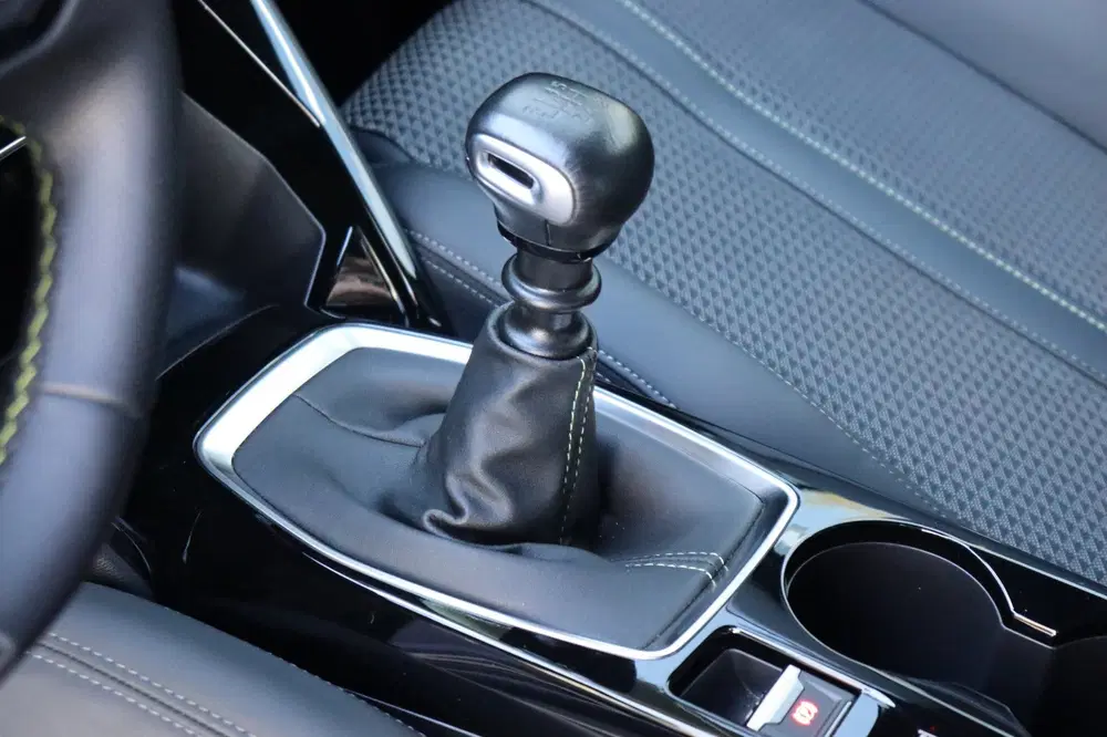 Peugeot 2008 1.2 PT 96kw GT orgNL 3D-dashboard Focal ca uit 2021, foto 15
