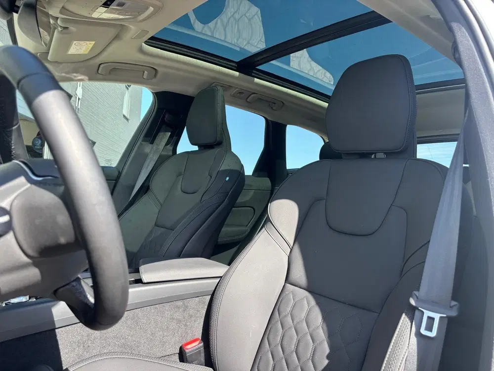 Volvo XC60 2.0 T6 Plug-in Hybrid AWD Ultra Dark uit 2026, foto 9