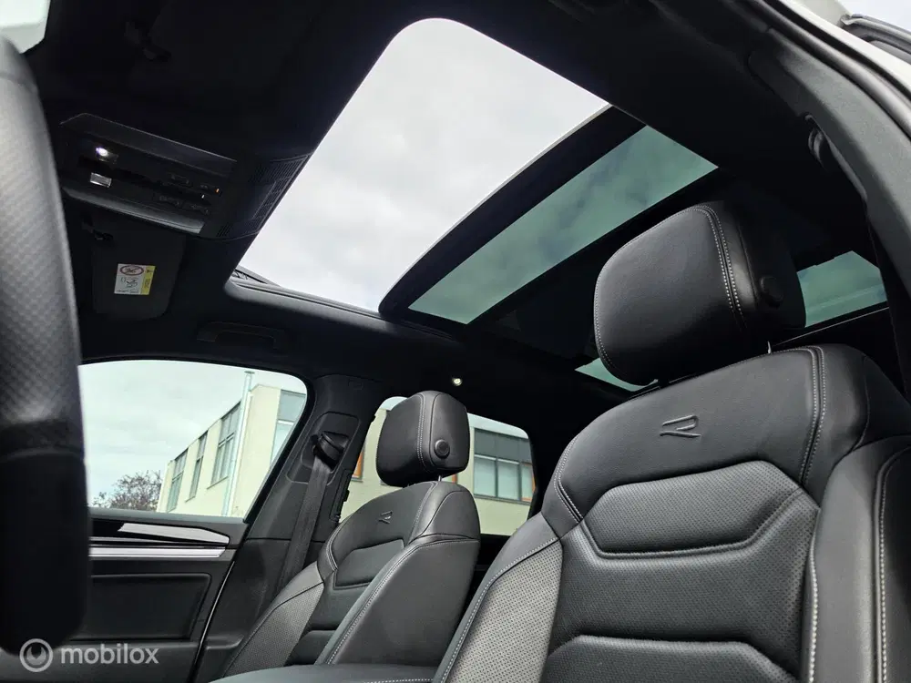 Volkswagen Touareg 3.0 TSI R-LINE 462PK PANO HUD LUCHT TREKH uit 2023, foto 13