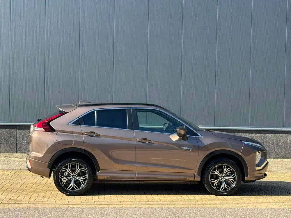 Mitsubishi Eclipse Cross 2.4 PHEV Executive (bj 2025) uit 2025, foto 3