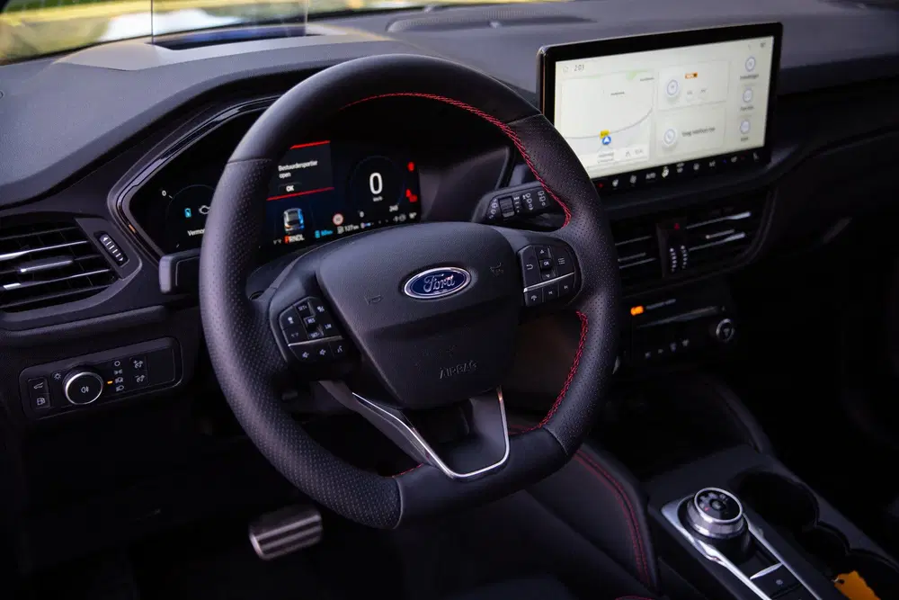 Ford Kuga 2.5 PHEV ST-Line X uit 2026, foto 4