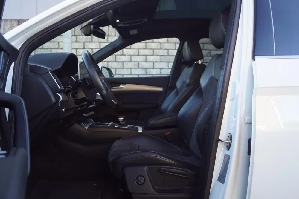 Audi Q5 45 TFSI Quattro S Edition Autom Panodak Lu uit 2019, foto 4