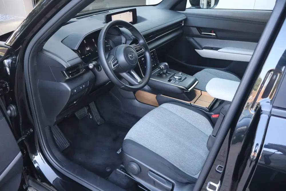 Mazda MX-30 e-SkyActiv 145 36 kWh uit 2021, foto 4